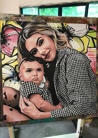 Pintura em estilo Pop-Art de uma mulher sorridente - por Sérgio Astral