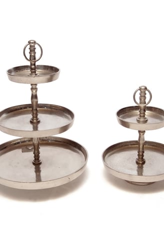 cake stand