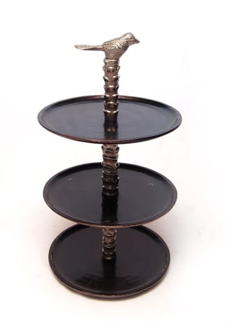 cake stand