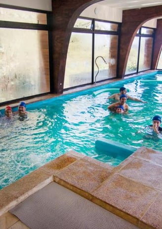 cabañas en pichilemu con piscina temperada