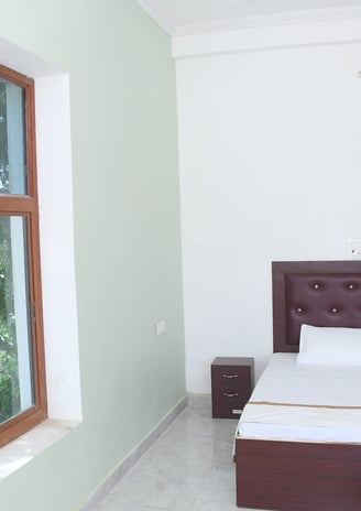 deluxe Non ac room