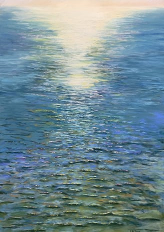 Scintillement multicolore : tableau au pastel, reflet étincelant de multiples couleurs sur la mer