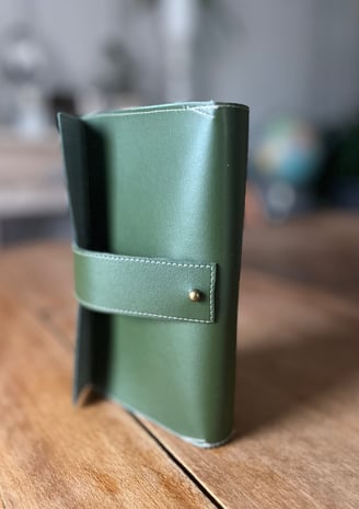pochette de rangement pour cable en cuir de cactus 