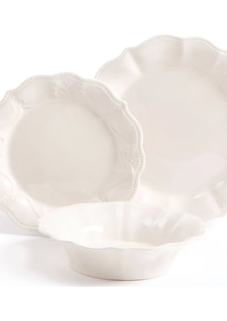 scalloped dinnerware set, luxury