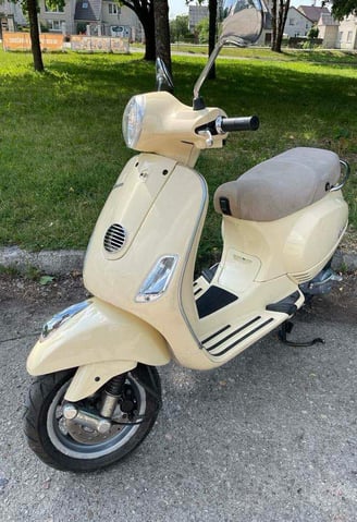 PIAGGIO VESPA 49cc nuoma Klaipėda Gargždai Kretinga Palanga