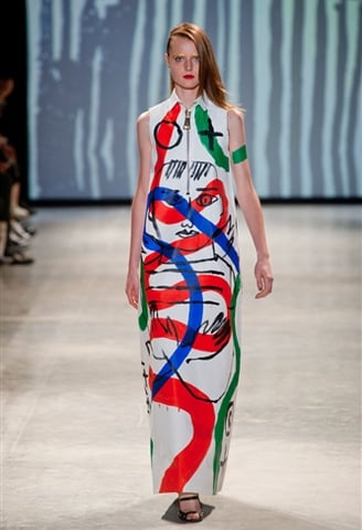 Vestido do designer Jean-Charles de Castelbajac