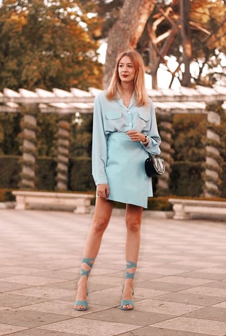 Outfit azul celeste