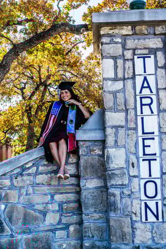 outdoor graduation photo shoot at Tarleton State University in Stephenville, Texas