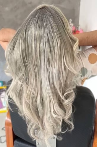 Cabelo deslumbrante graças ao cronograma capilar personalizado.