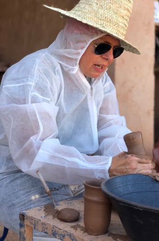 Atelier art marocain pour team building zellige calligraphie poterie