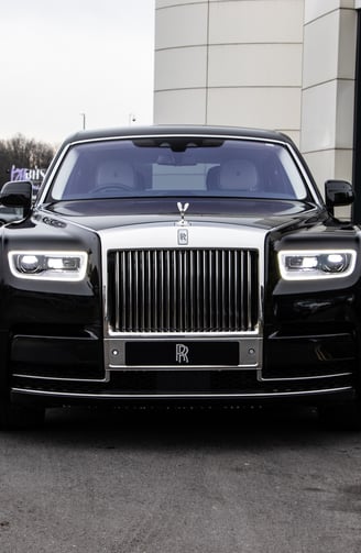 Rolls Royce To Hire Chauffeur Service | Smart City Prestige | Airport Transfers