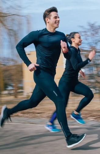 Rongzhiyue: Couple running in black activewear