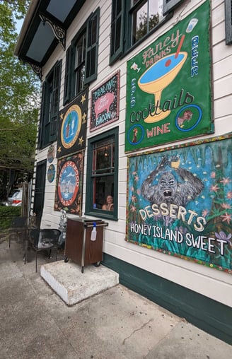 view-restaurant-art-window-elizabeth-new-orleans