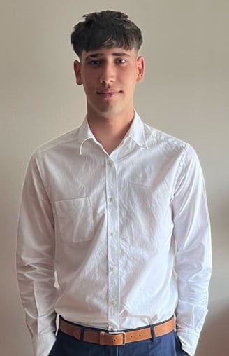 Alexander Bela Aragón