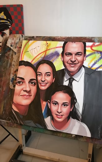 Quadro personalizado em Pop-Art de um retrato de corpo inteiro com padrões geométricos - por Sérgio