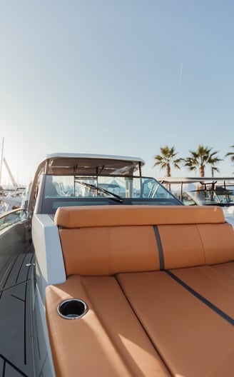 Beautiful leather boat front, perfect for sunbathing.