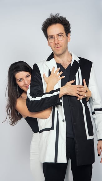 Louise&Dexter noir et blanc couple piano