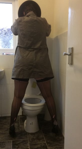 Emily_English57