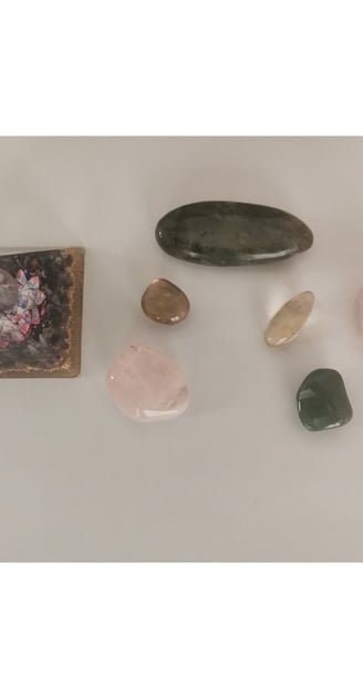pyramide d'améthyste, citrine quartz rose, labradorite
