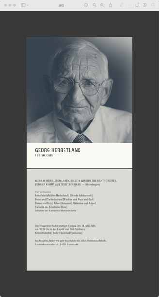 Digitale Trauerkarte mit Textbeispiel und Foto des Verstorbenen
