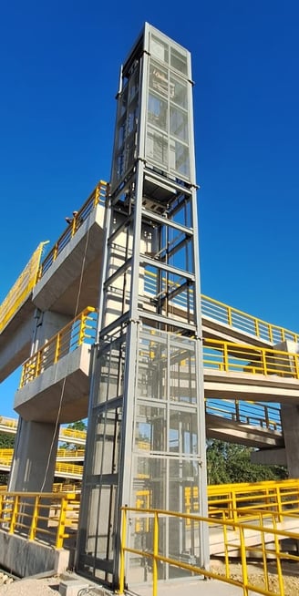 Elevador contrapeso