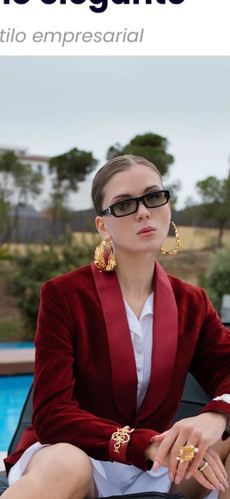 Editorial Negocio Elegante de la revista GLAMOUR, con calzado Alex Oráa