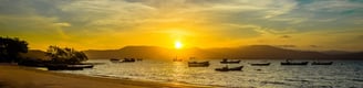 lindo Por do sol na praia