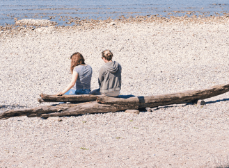 Gespräch am Strand