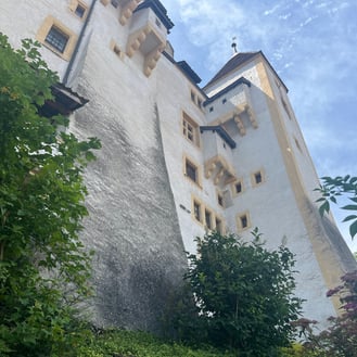 On a path circling the Neuchâtel