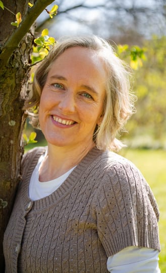Silke Gesing lächelt in die Kamera