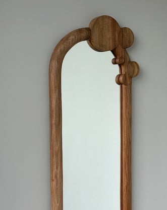 Miroir contemporain artisanale noyer