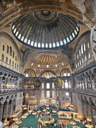 Hagia Sophia interior travel photo: Explore Istanbul's cultural heritage