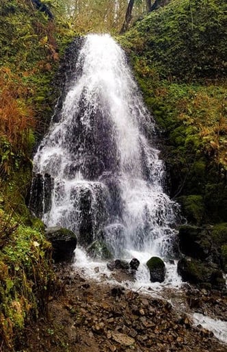 Columbia River Gorge Oregon - From Wahkeena, keep going up to see Fairy Falls