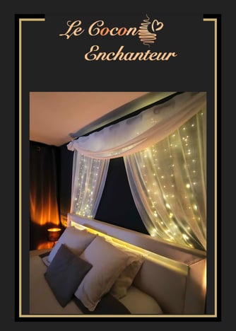 lit de la love room LE COCON ENCHANTEUR proche de st malo en ILLE ET VILAINE