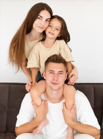family-photo-retouching-stray-hair-removal