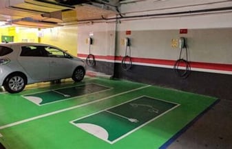 Instalación y mantenimiento de puntos de recarga para vehículos en centro comercial, reformas total