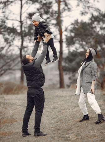 family-photo-retouching-remove-person
