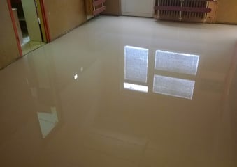 niveliranje poda,samonivelirajuća masa prije ugradnje parketa