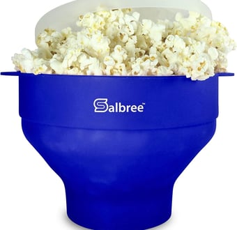 Collapsible microwave bowl for steaming and reheating, great for small kitchens.