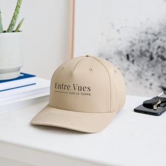 a hat with a hat cap on it