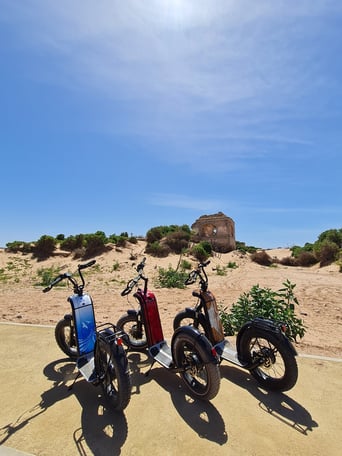 Trottinette éléctrique, Palais Dar Sultan