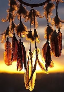 origin of dreamcatchers- feathers