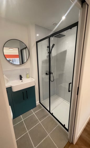 Ensuite
