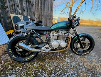 Custom motorcycle built by BzMotoWorks