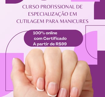 mão feminina mostrando as unhas
