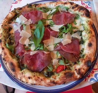 Pizza bei Pizzium - Triest