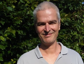 le visage du sourcier Philippe Maze