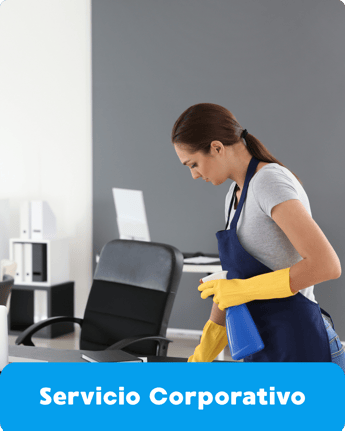 Limpieza corporativa mujer limpiando oficina