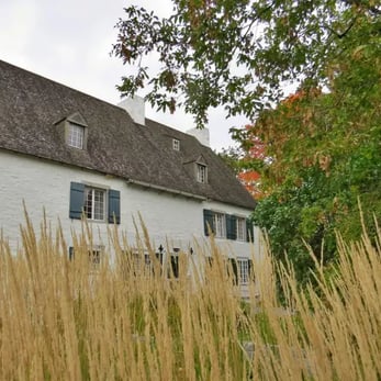 Moulin des Jésuites, hangar.