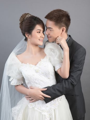 wedding-photo-editing-bride-and-groom-retouching